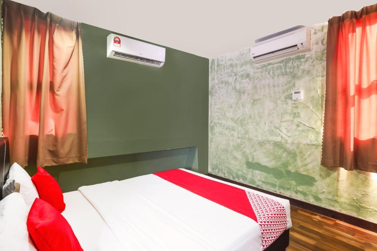 Oyo 1165 Kris Lodge Bintulu Exterior photo