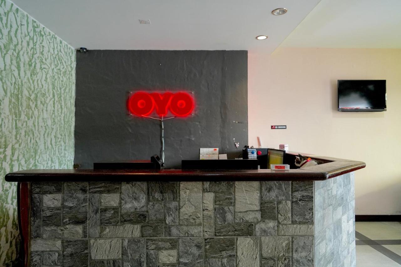 Oyo 1165 Kris Lodge Bintulu Exterior photo