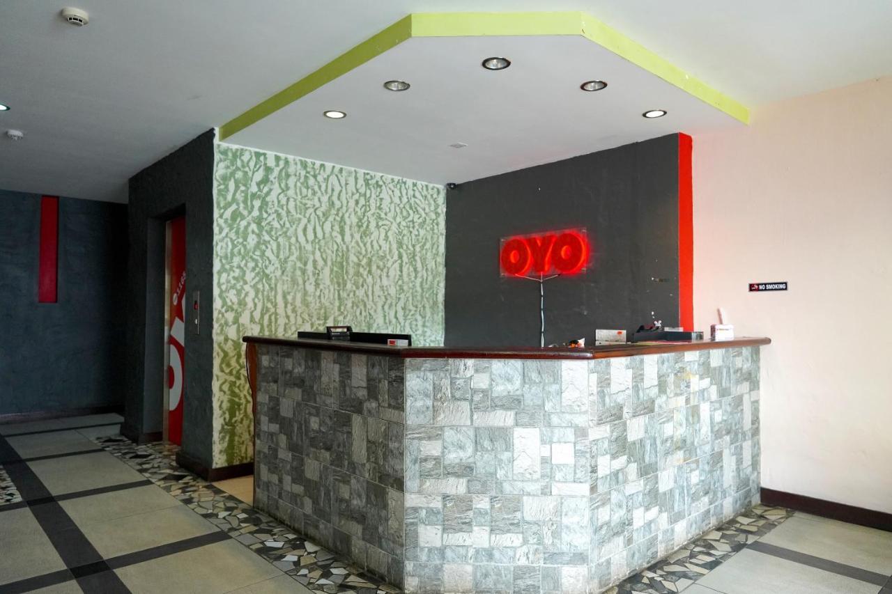 Oyo 1165 Kris Lodge Bintulu Exterior photo